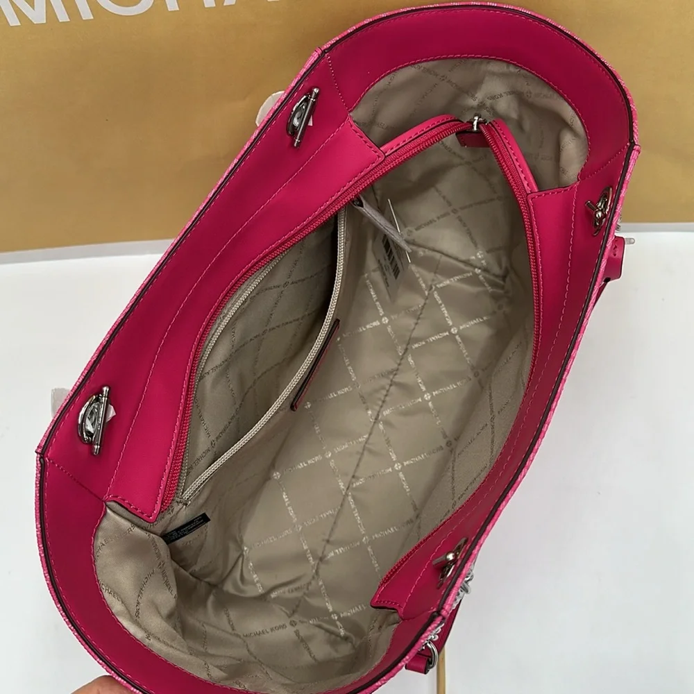 MICHAEL KORS  Jet Set Travel Large Signature Chain Shoulder Tote Bag Dragonfruit - Picture 11 of 14